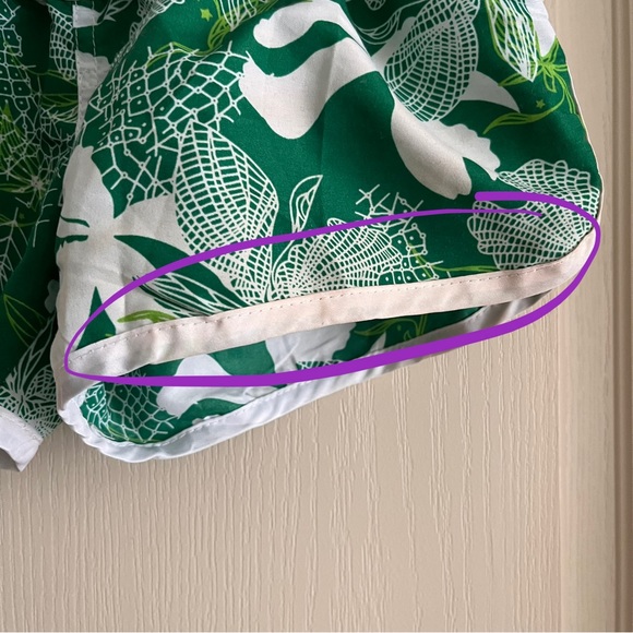 Green board shorts. - Picture 8 of 8